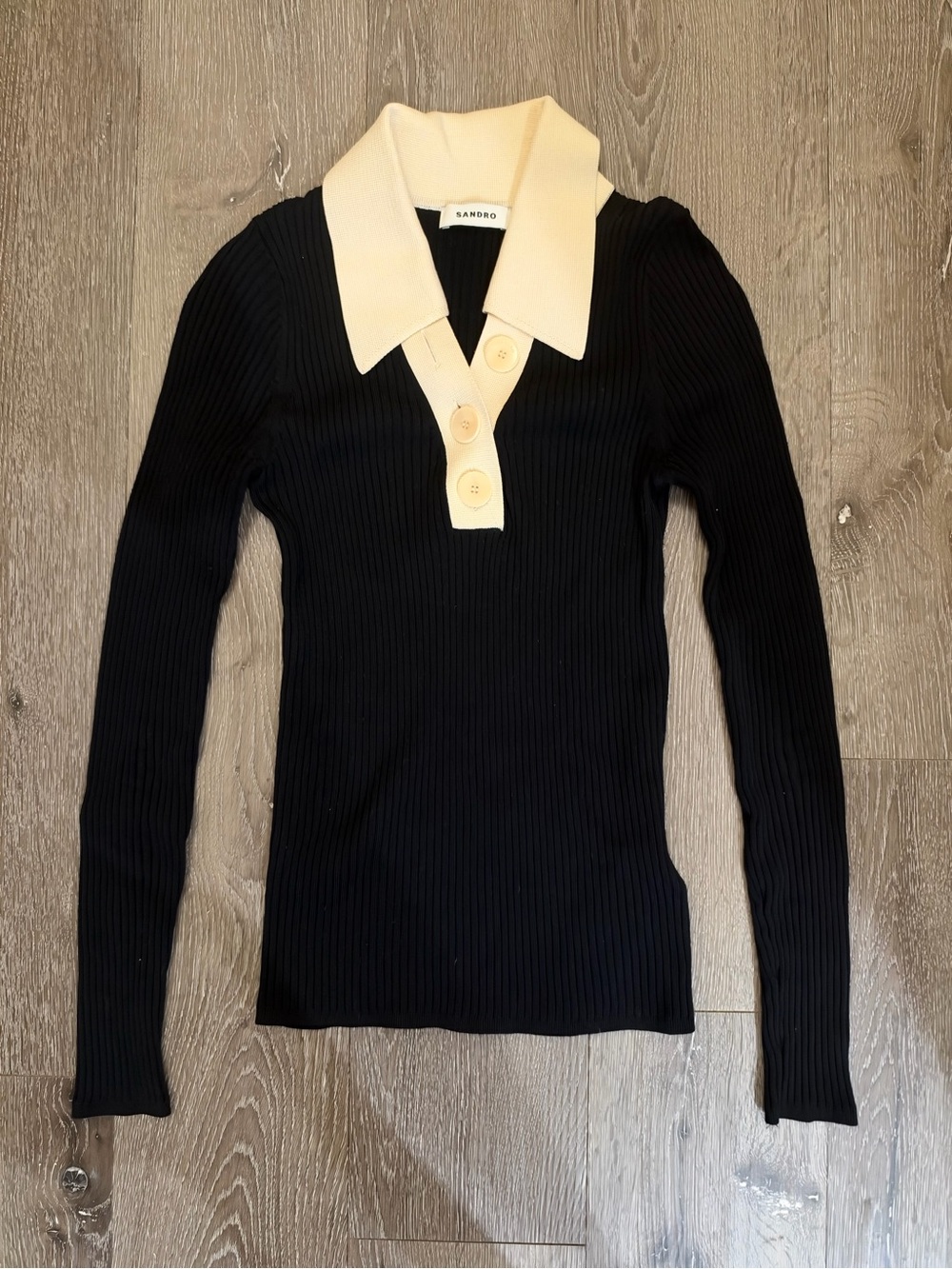 Sandro Black Ribbed Long-Sleeve Polo Top with Cream Collar